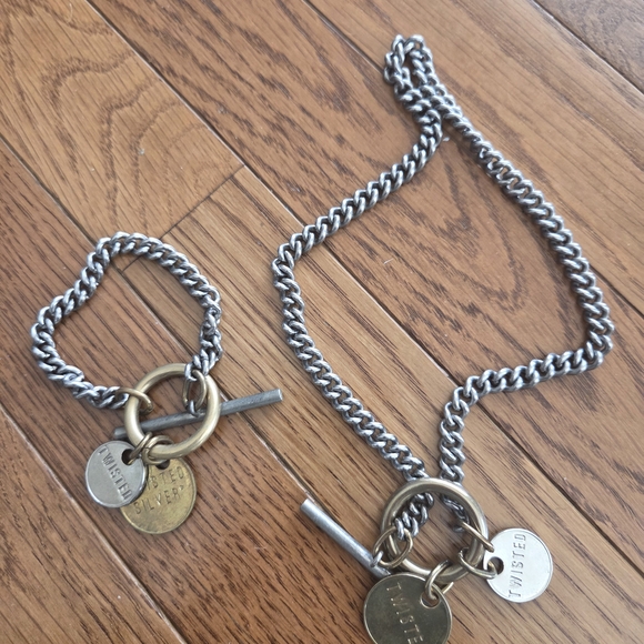 Gold and Silver Chain Necklace & Bracelet Set - Picture 6 of 7